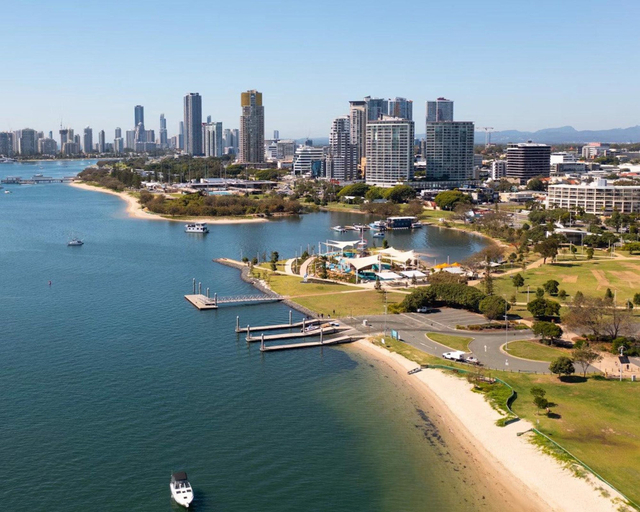 View from property 2, Spacious 3-bed Townhouse Near Broadwater, Gold Coast