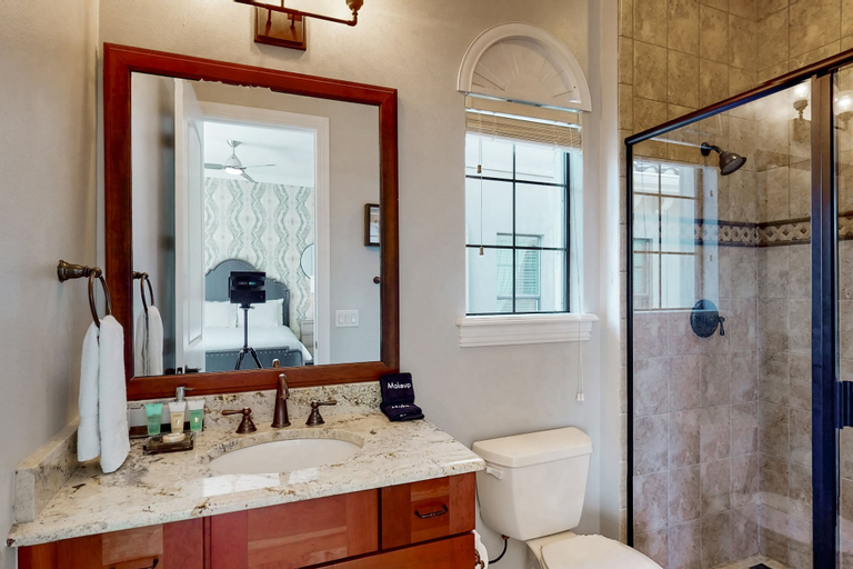 Bathroom 2, Luxury Villa With Elegant Living Space at Reunion, Osceola