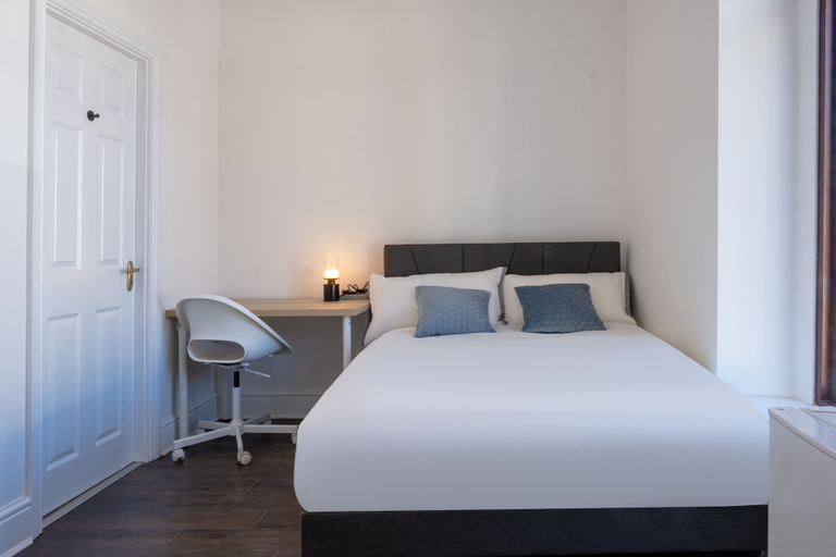 Room 5, Eblana House, Dublin