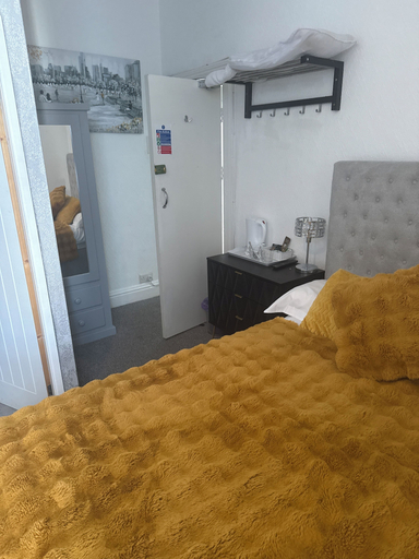 Bedroom 2, The Cosy Nook, Blackpool