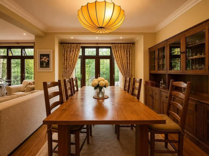 Dining, Brook House, Buckinghamshire