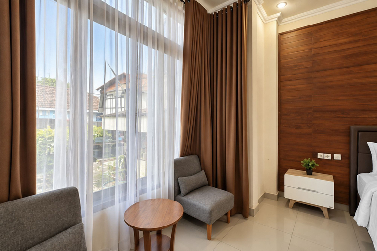Room 5, Townhouse Oak Hotel Grand Puri, Klungkung