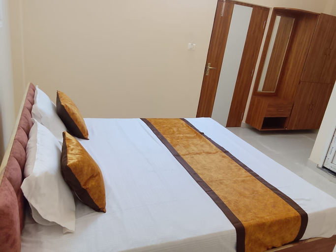 Room 2, Shivansi Residency, Varanasi