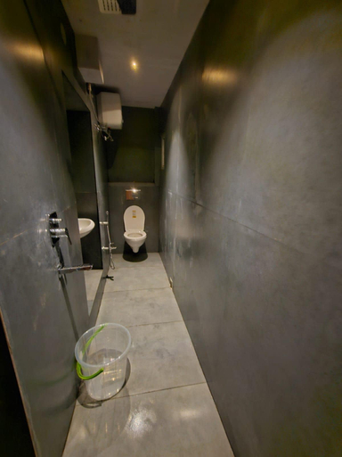 Bathroom, Hotel Golden Heritage, Kolkata