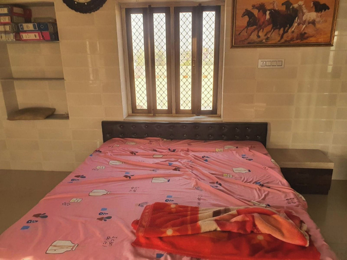 Room 5, Maa Ambe International Hotel, Barmer