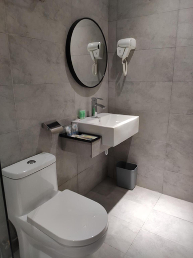 Bathroom 3, Hotel 99 Seri Kembangan, Seri Kembangan