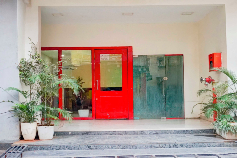 Exterior detail 2, Townhouse Oak Pune Mandai Metro Station, Pune