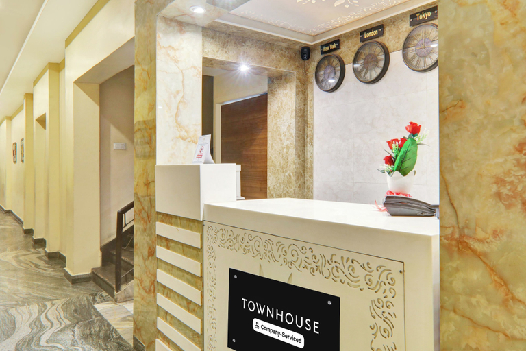 Lobby 2, Super Townhouse Kankarbagh, Patna