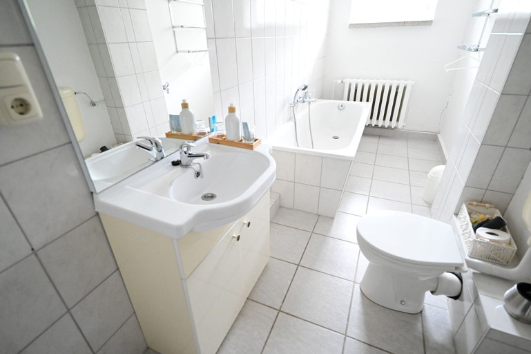 Bathroom, Hotel Hermannshöhle, Harz