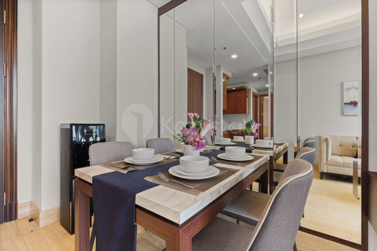 Dining room 2, Niro by Kozystay - Kuningan, Jakarta Selatan