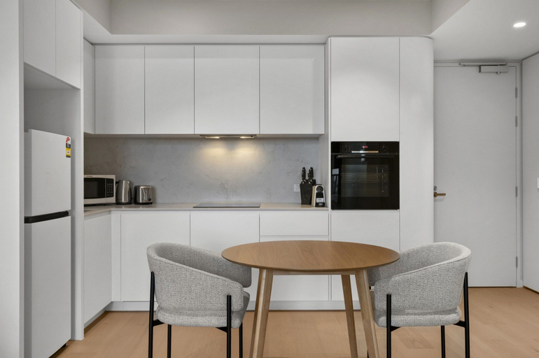Private kitchen 4, Skyline 1-bed Apartment Near Melbourne CBD, Melbourne