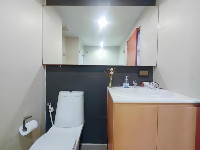Bathroom 2, Residence One Bangkok, Wattana