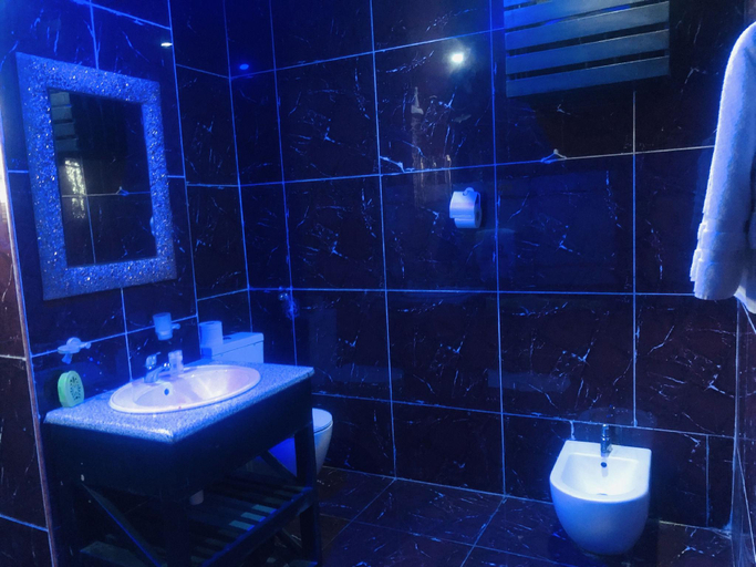 Bathroom, Proof Hotel & Lounge, Eti-Osa