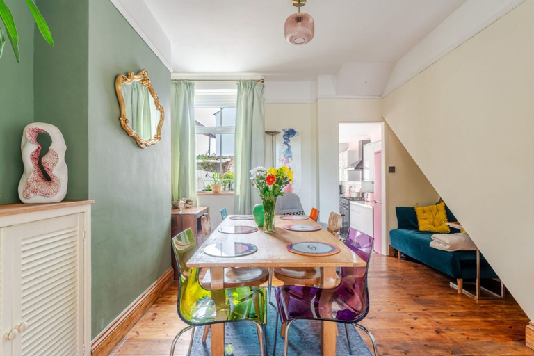 Room 5, Cardiff Bay Victorian House Garden Sleeps 5, Cardiff