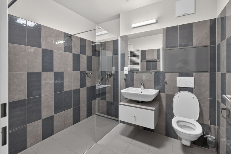Bathroom 4, Seven Rocks Premium Serviced Apartments, Wien