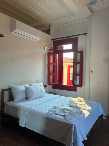 Room 4, CUNDA KONAĞI, Ayvalık