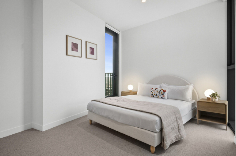 Room 2, St Kilda Road 2-bed With Rooftop Access, Melbourne