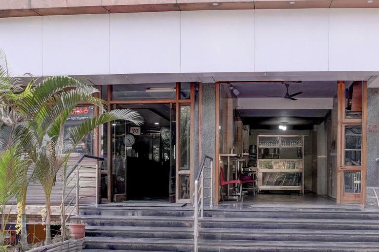Exterior detail 3, Super Townhouse Oak Dharwad New Bus, Dharwad