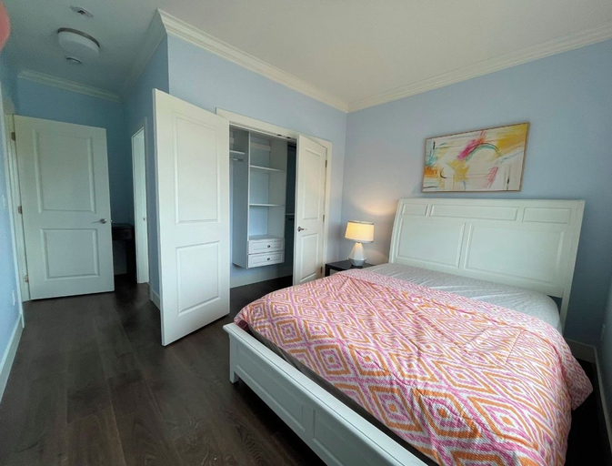 Room 5, Elegant 2 Bedroom -1 Bath Luxury Suite, Greater Vancouver
