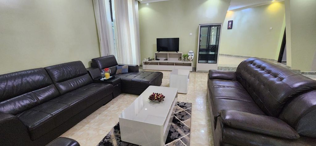Interior 2, Gezana Guest House, Gasabo
