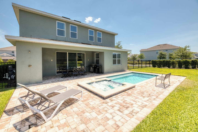 BBQ/picnic area, Unique Villa With Game Room at Encore, Osceola