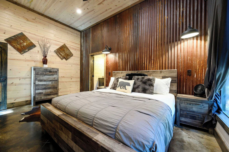 Room 2, Happy Hours - Hot Tub, Fire Pit, Coziness, McCurtain