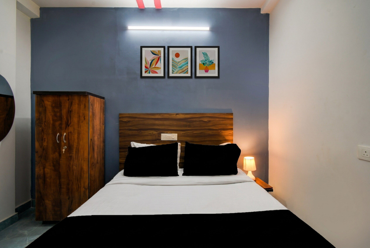 Room 4, Super Townhouse Hitech City, Hyderabad