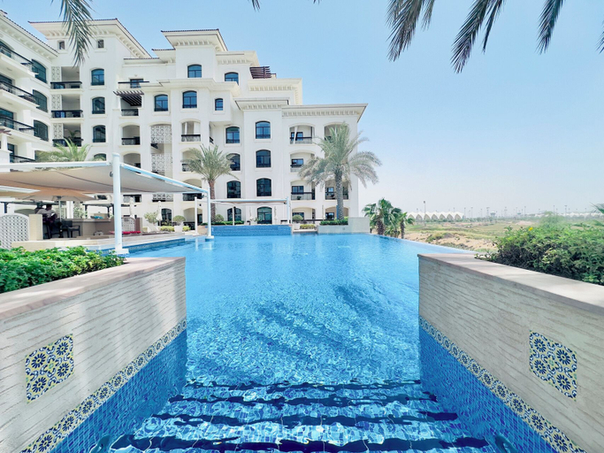 Pool 4, Bloomfields 2BR in Ansam 4-Yas, Yas Island
