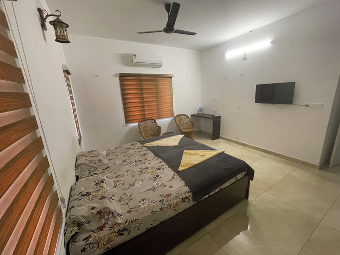 Room 1, THESSALIA, Ernakulam