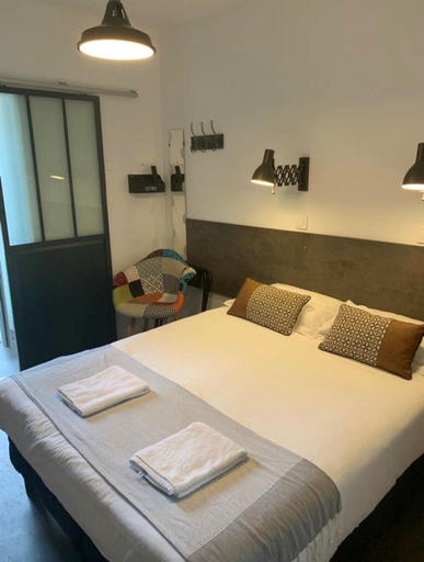 Bedroom 4, Hotel Le Smile, Vendée