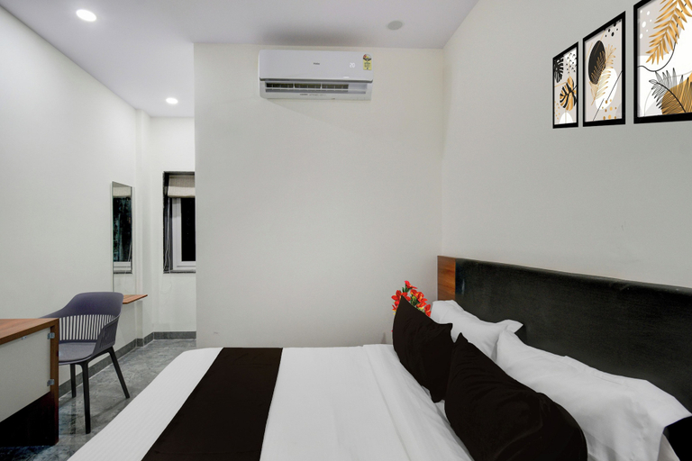 Room 3, Townhouse Oak L B Nagar Metro Station, Ranga Reddy
