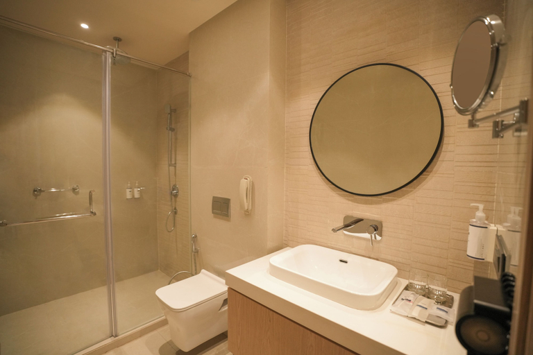 Bathroom 4, Keys Prima by Lemon Tree Hotels, Nashik, Nashik
