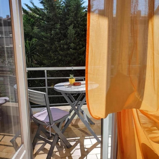 Outdoor dining 5, Hôtel Le Petit Château, Alpes-Maritimes