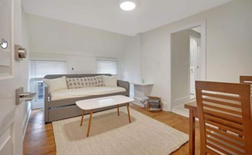 Living area, The Melrose, Monmouth