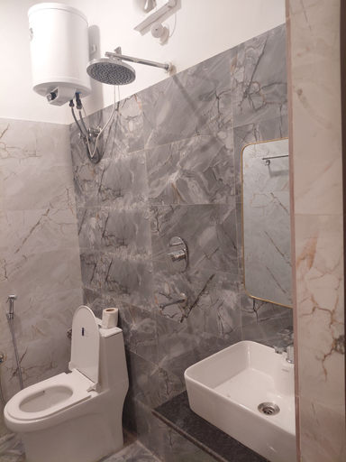 Bathroom, Himalayan bliss resort, Garhwal