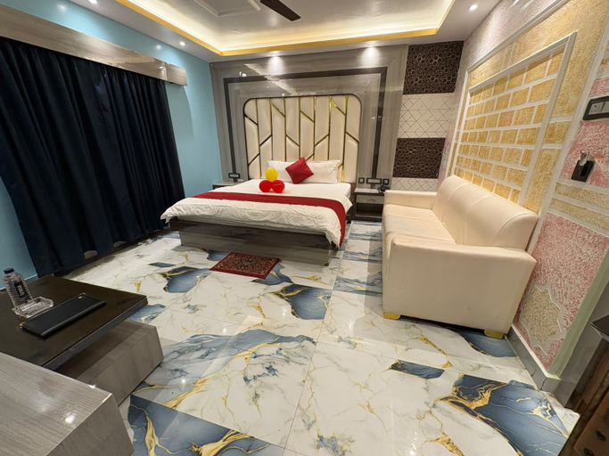 Room 5, F.M,, Purba Medinipur