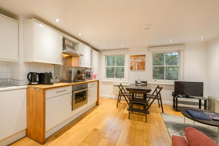 Private kitchen 3, Holborn Haven: Luxe London Escape By Frankie Says, London