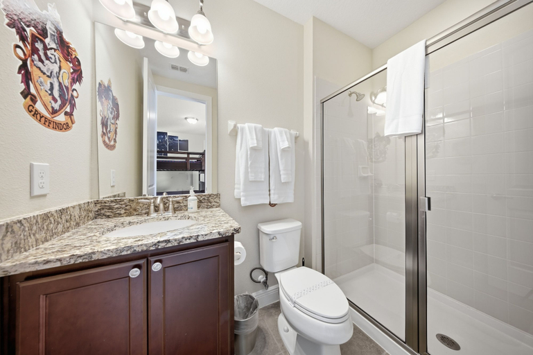 Bathroom 4, 8BR pet Friendly Home With Private Pool at Encore, Osceola