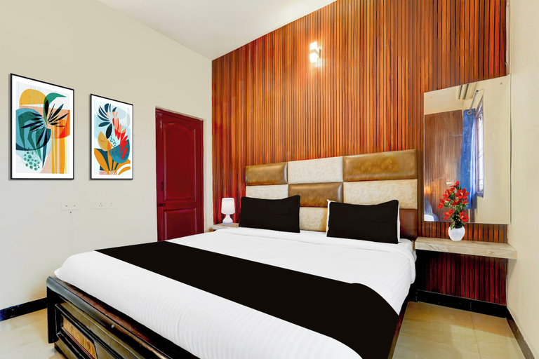 Room 3, Hotel O Singanallur Railway Junction, Coimbatore