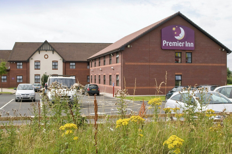 Exterior 2, Premier Inn Glasgow, Glasgow