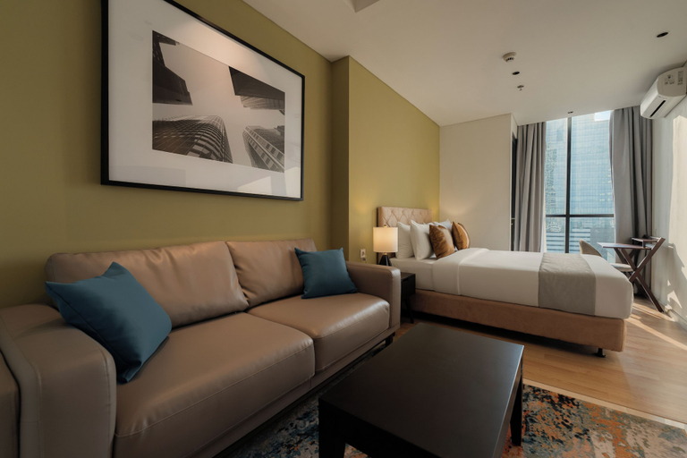 Living room 4, Celora Surabaya by Kozystay - Mayjen Sungkono, Surabaya