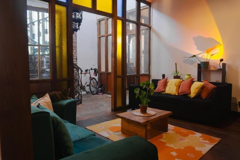 Living area 2, Gatalegre Guesthouse, Valparaíso