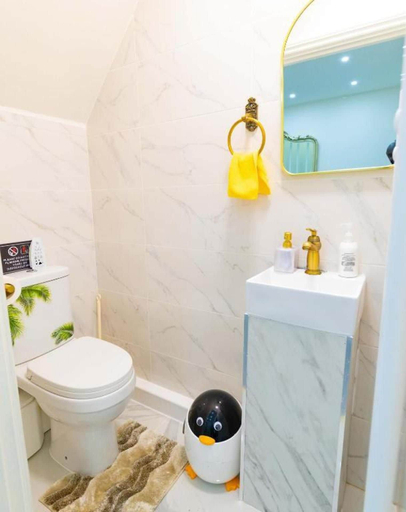 Bathroom 5, Cosy 3 Bedroom House In Manchester Sleeps 7, Salford