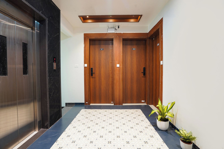 Elevator 5, FabHotel Infinity Corporate Stay, Pune
