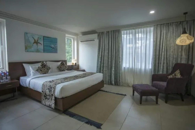 Bedroom 2, Fabhotel Prime Silver Shell, North Goa