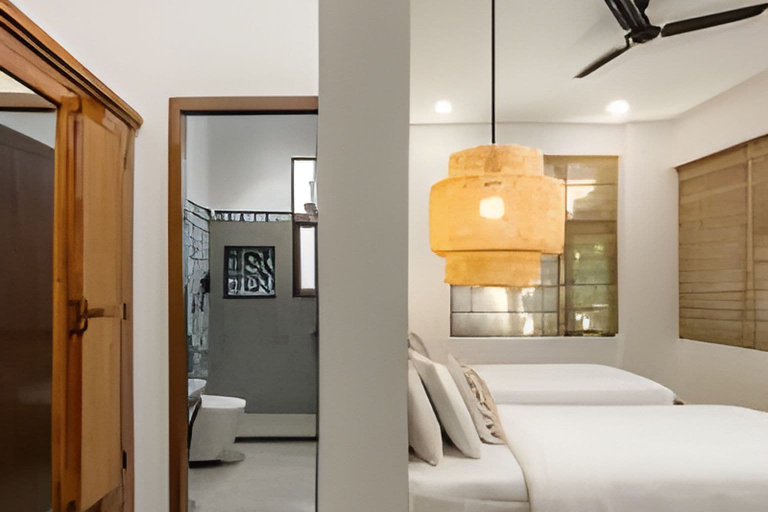Room 5, Wandr Indiranagar, Bangalore