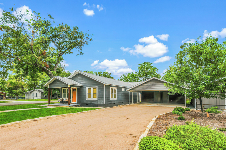 Exterior 4, Gruene Road Cottage, Comal
