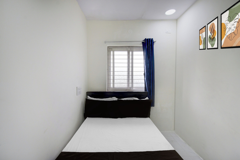 Room 2, Hotel O Film City Hyderabad, Ranga Reddy