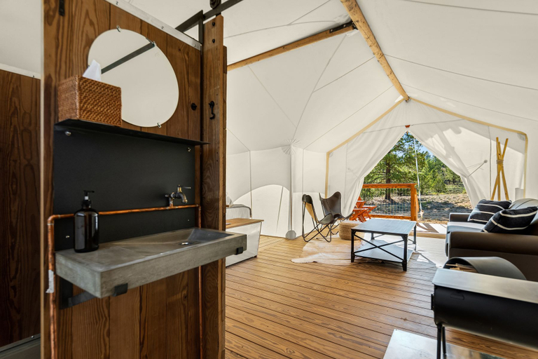 Room 3, Under Canvas Santa Fe, Santa Fe