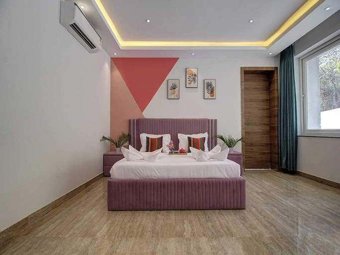 Room 4, DanCenter The Lake Abliss, Pune